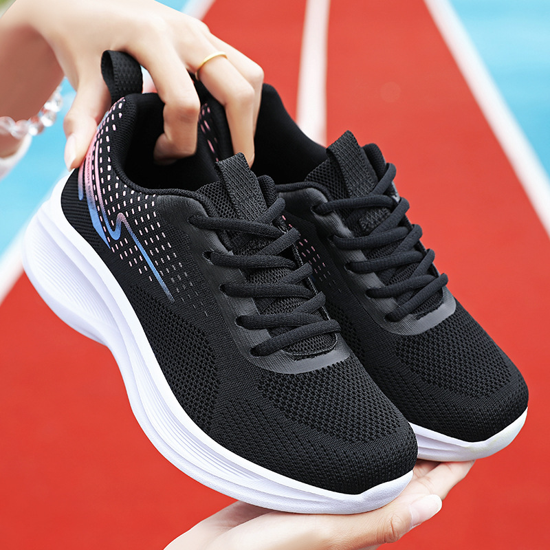 Women's breathable flying woven casual shoes, cross-border women's shoes, foreign trade sports shoes, versatile women's running shoes, online shoes Application Scenario