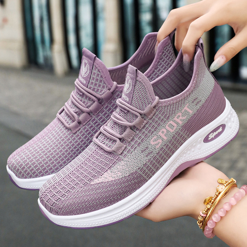 Women's summer sports shoes, new breathable mesh shoes, flying fabric soft-soled running shoes, comfortable and not tiring to the feet, casual women's shoes full figure