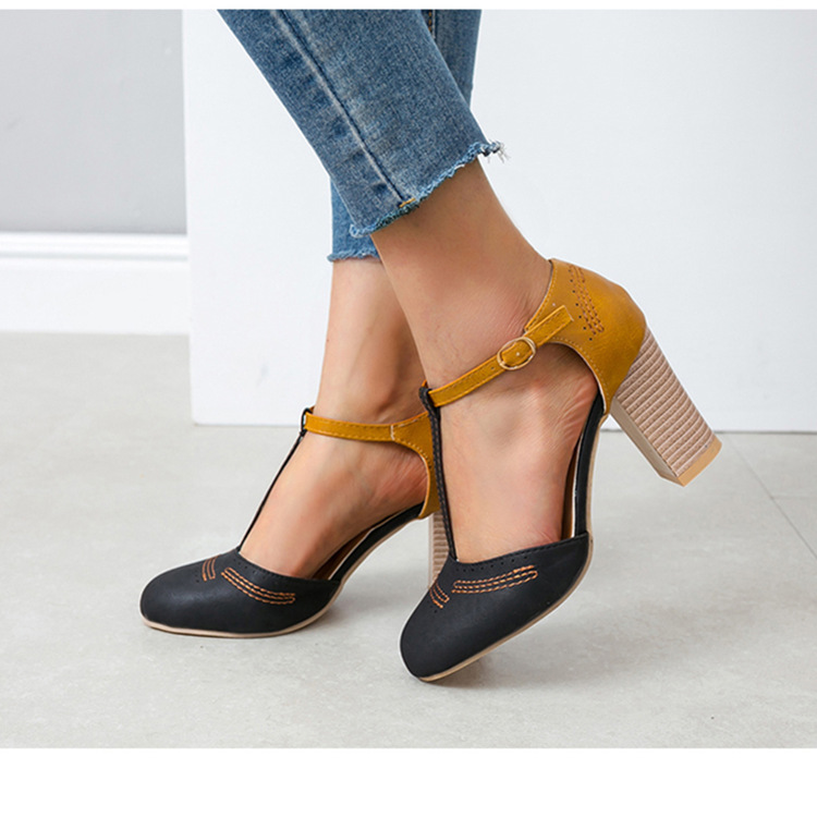 The 2020 summer new style of thick-heeled and high-heeled European and American sandals with side open buckles for women details Picture