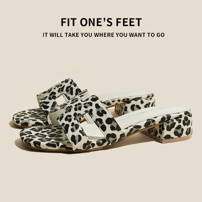 Leopard print slippers for women's summer outerwear fashion 2025 New genuine leather versatile flat, thick-heeled, one-line flip-flops beach cool slippers details Picture