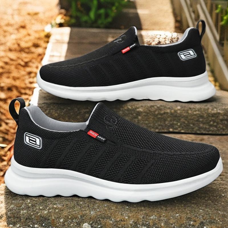 Men's casual shoes, versatile Southeast Asian cross-border men's shoes, lazy people wear single shoes on one foot, flying woven old Beijing cloth shoes details Picture