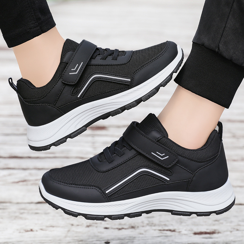 Soft-soled comfortable sports shoes for men, middle-aged and elderly people, walking shoes, versatile couple dad shoes, Velcro style casual shoes Application Scenario