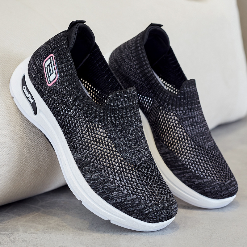 Summer new cross-border trade casual mom shoes for women, Douyin same style socks, net shoes, soft-soled sports shoes for women Application Scenario