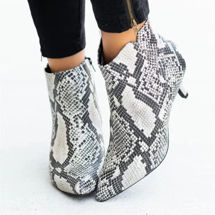 Cross-border foreign trade 2019 Autumn Snake-patterned skinny ankle boots for women, Amazon wish women's plus-size shoes, Dr. Martens boots details Picture