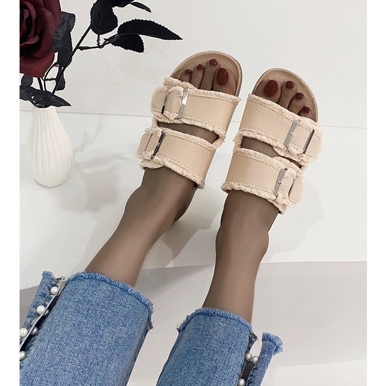 The 2025 new square-toed open-toe summer flat beach slippers are versatile, stylish and stylish Korean-style flip-flops details Picture