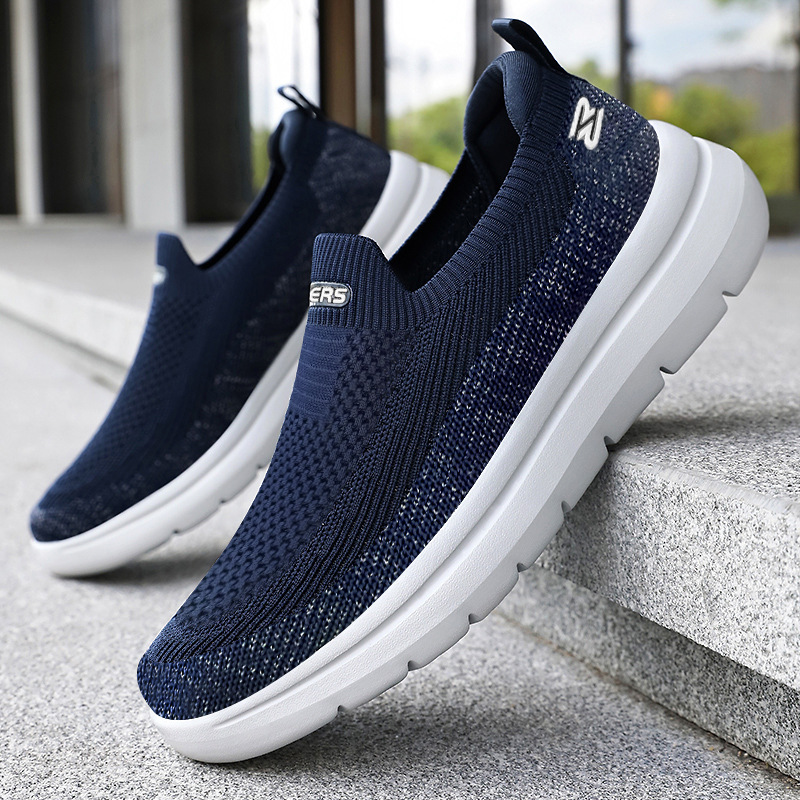 Men's casual shoes, breathable flying woven mesh shoes, one-step lazy shoes, soft-soled comfortable dad shoes, versatile men's shoes full figure