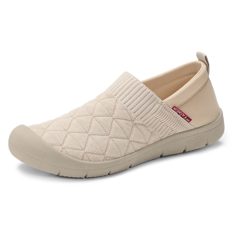Women's shoes: Versatile, breathable single shoes with soft soles, comfortable flying fabric shoes, shoes for middle-aged and elderly mothers, casual shoes Item Picture