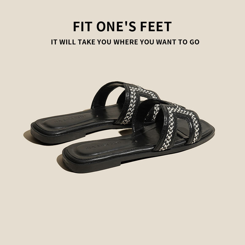 Cool flip-flops women's beach shoes, Fairy Style 2025 Korean version one-shoulder new summer versatile slippers for women to wear outside in summer with flat bottom details Picture