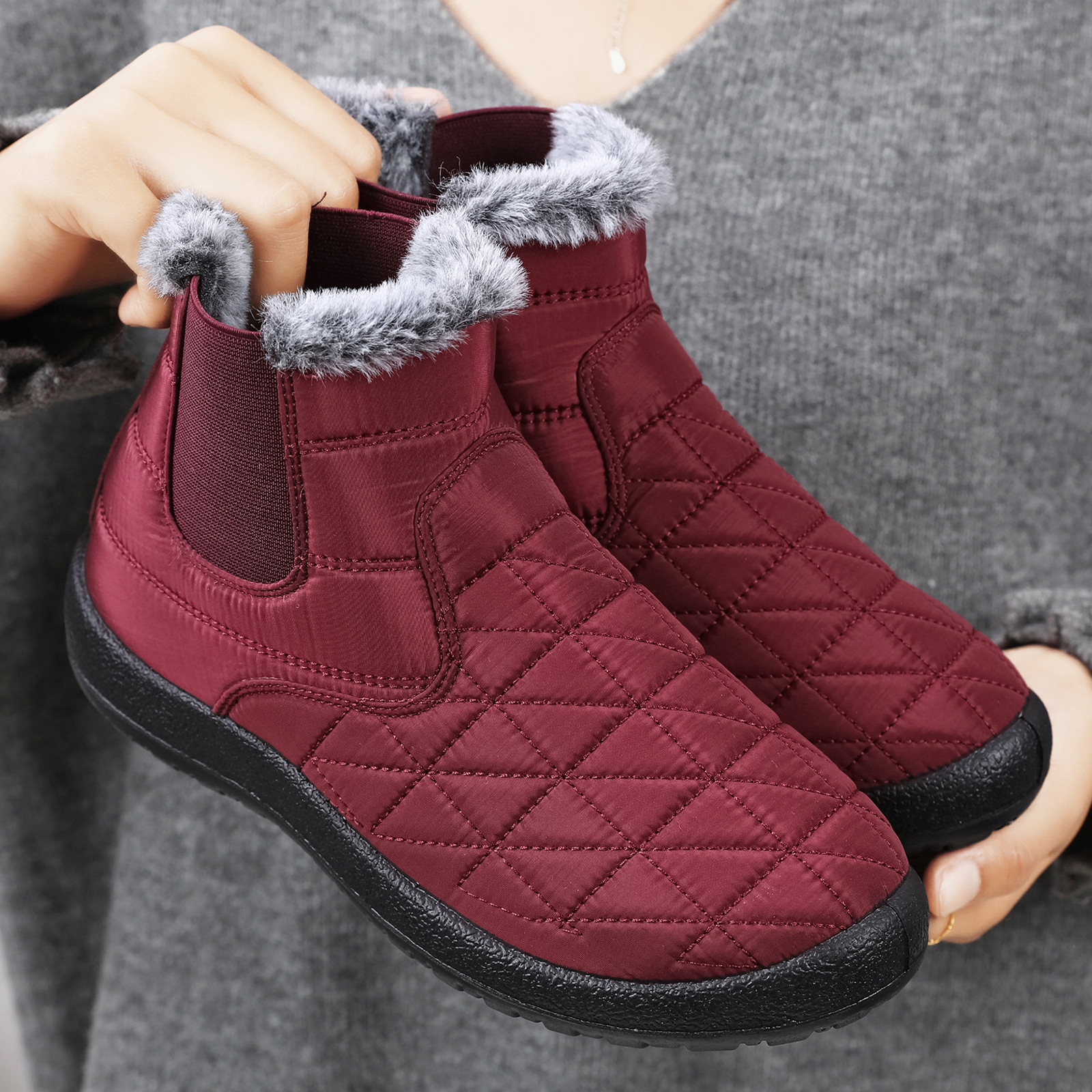 Women's snow boots, winter cross-border trade cotton shoes, cold-proof and warm cotton boots, fleece and thickened women's boots, versatile women's shoes full figure
