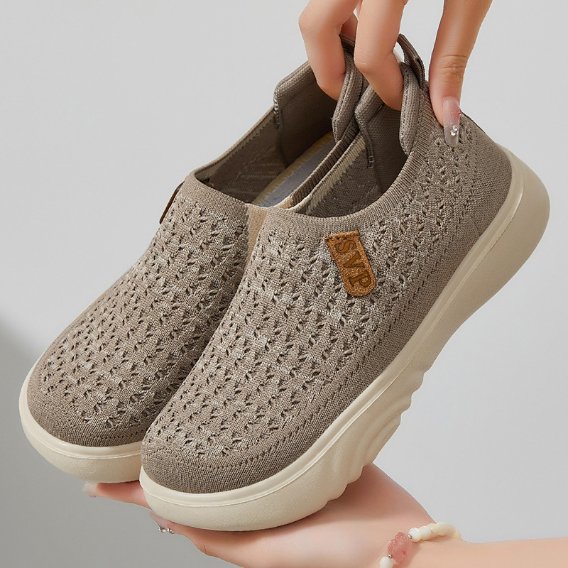 Women's shoes, versatile casual shoes, soft-soled shoes that don't tiring the feet, mother's shoes, middle-aged and elderly flying woven shallow opening breathable single shoes, cloth shoes full figure