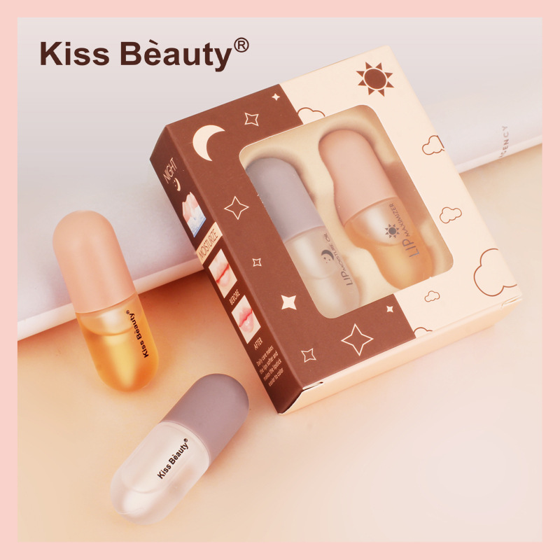 kissbeauty Lip Fullness Liquid Lip Oil Enlarges, moisturizes and nourishes the lips, provides elasticity, and offers a wide mouth moisturizing set Lip fullness liquid full figure