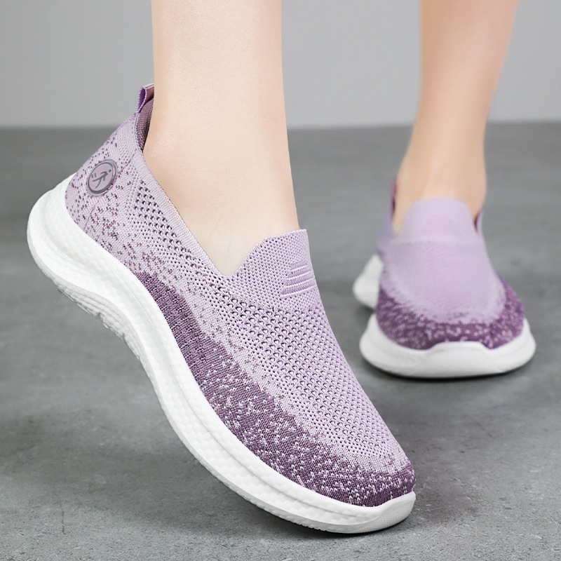 Summer's new style of old Beijing cloth shoes, casual women's single shoes, flying weave breathable women's shoes, soft-soled comfortable mom shoes full figure
