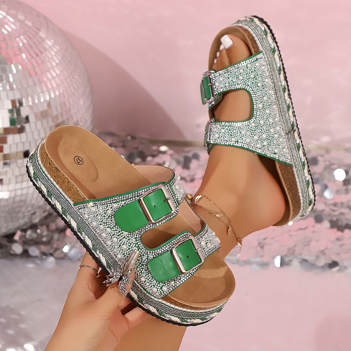 In 2025, a new style of large-sized, fashionable outerwear with rhinestone buckles and thick-soled flip-flops for cross-border trade between Europe and America details Picture