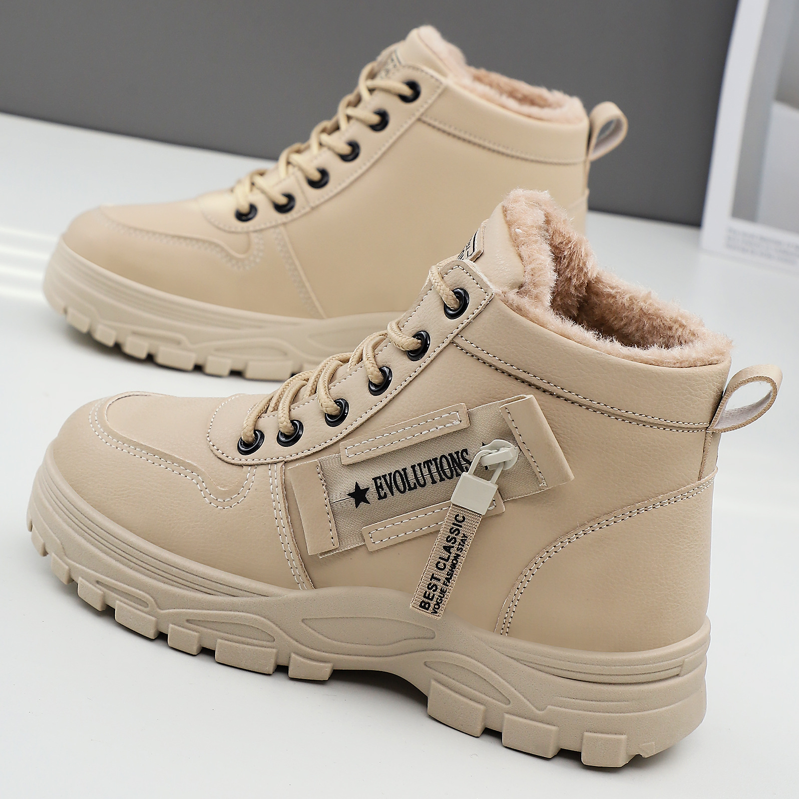 Women's snow boots, winter fleece cotton shoes, cold-proof and warm long boots, versatile cotton boots, cross-border large-sized women's boots Application Scenario