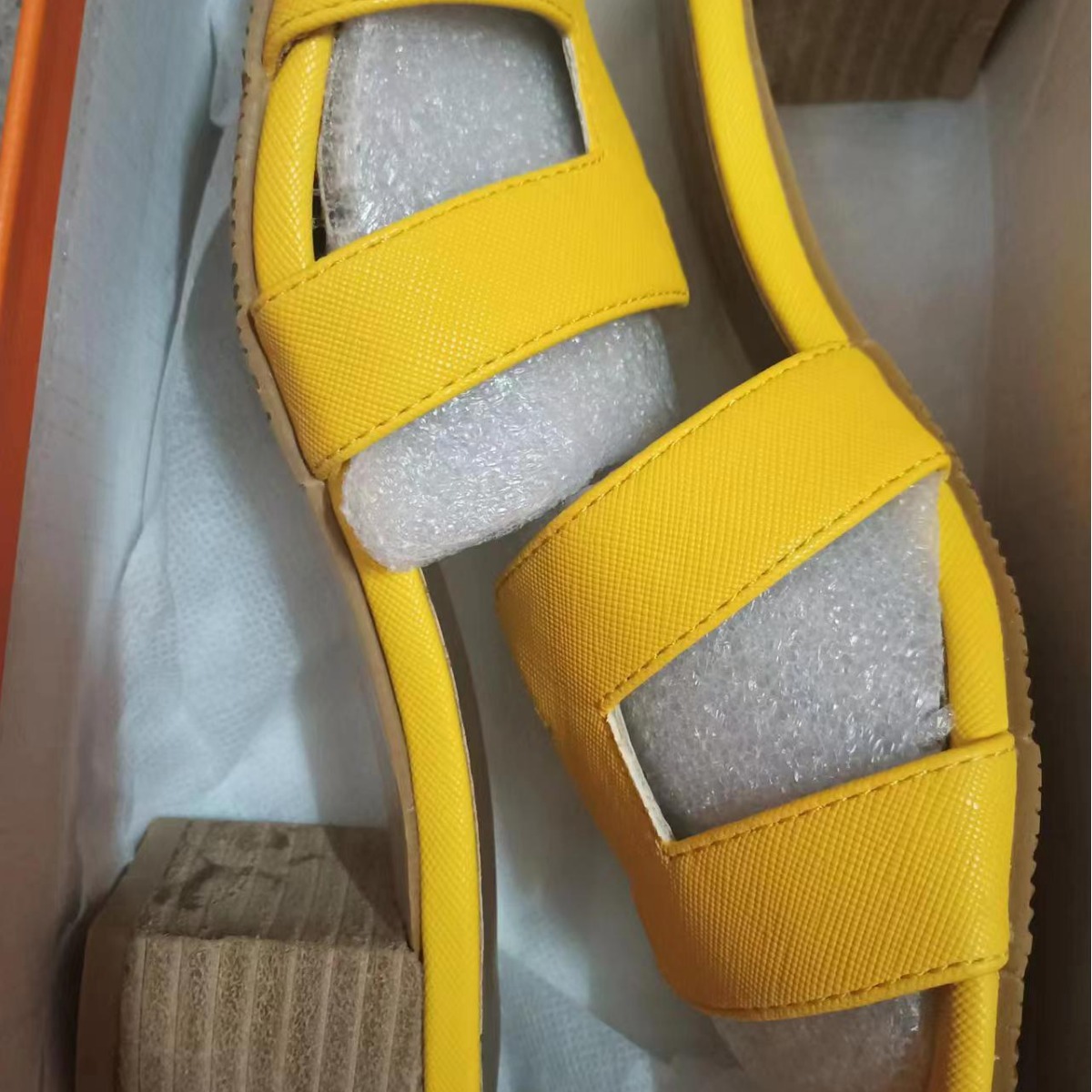 B333-1 Summer 2021 New Crocodile-patterned h High Heel Korean Style Women's Fashion Outdoor Sexy toe-exposing Women's Drag details Picture
