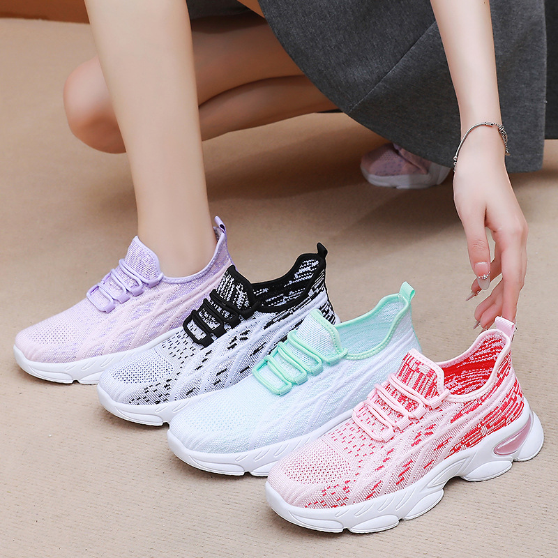 Women's casual shoes, breathable flying woven shoes that don't feel stuffy, mesh shoes, soft-soled comfortable sports shoes, fashionable and versatile single shoes Application Scenario