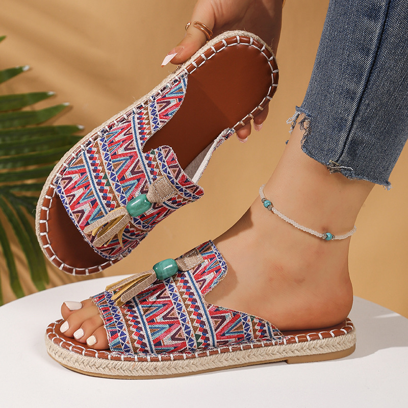 Cross-border Bohemian flat slippers for women, 2025 summer new style, European and American fringed beach flip-flops, color-blocked, large size for export details Picture
