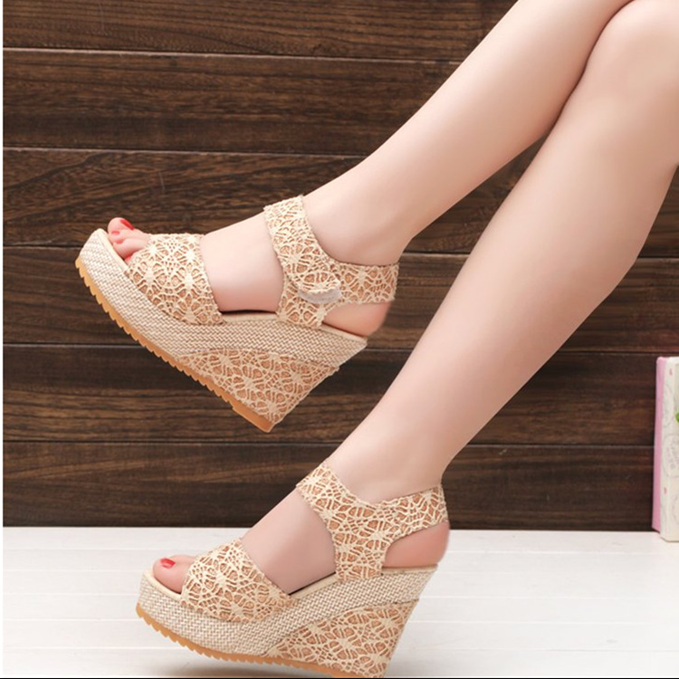 2021 Summer New style fashionable sponge sandals, Korean-style mesh Velcro high-heeled fish-mouth wedge sandals for women in stock details Picture