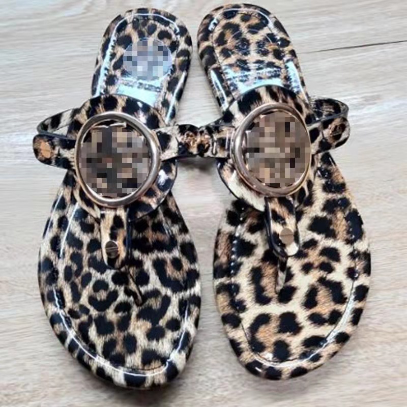 In 2023, women's outerwear in slippers: Fashionable beach, European and American style, flip-flops made of cowhide, summer flip-flops for export, large size, flat bottom, toe clipping, cool Specification drawing
