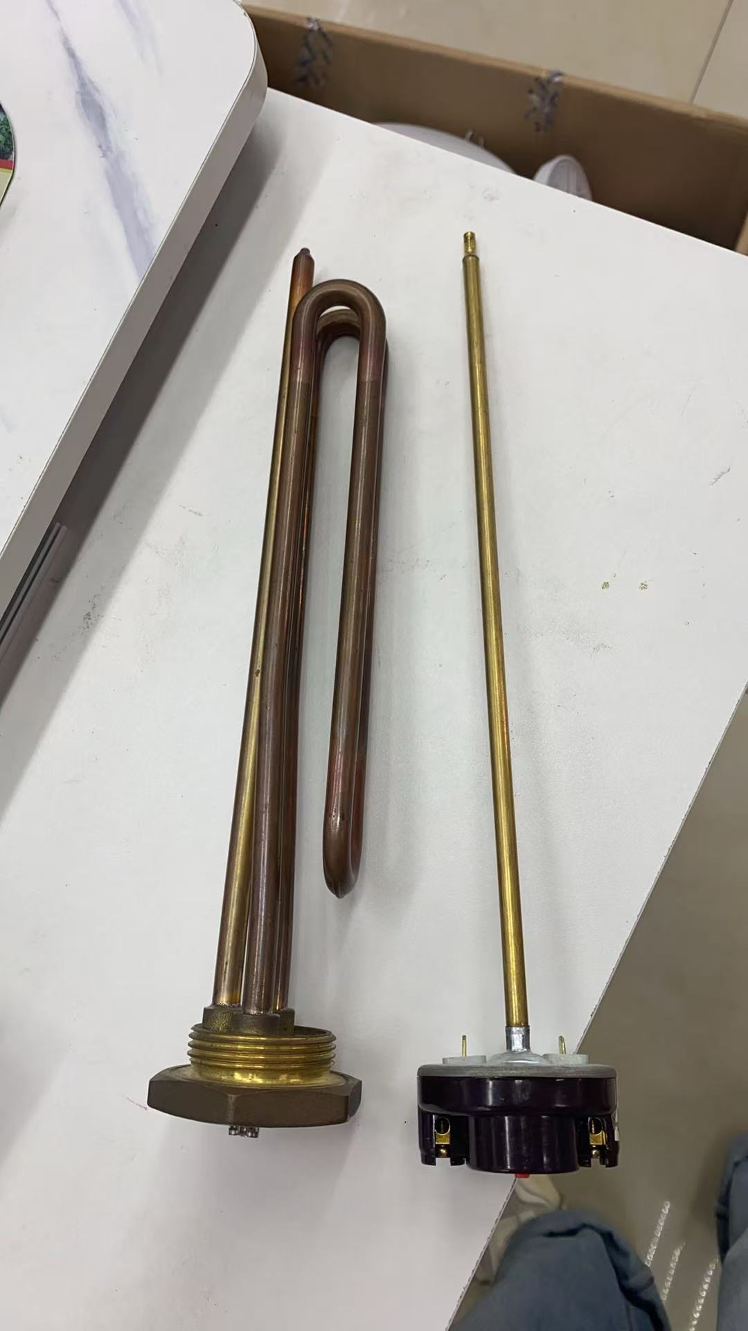 Silicon carbide rods for heating tubes