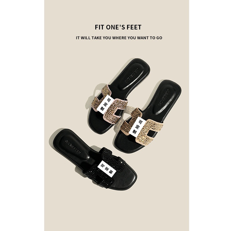 The 2025 new style of women's summer fashionable outdoor flat heel one-shoulder water-diamond cool slippers full figure
