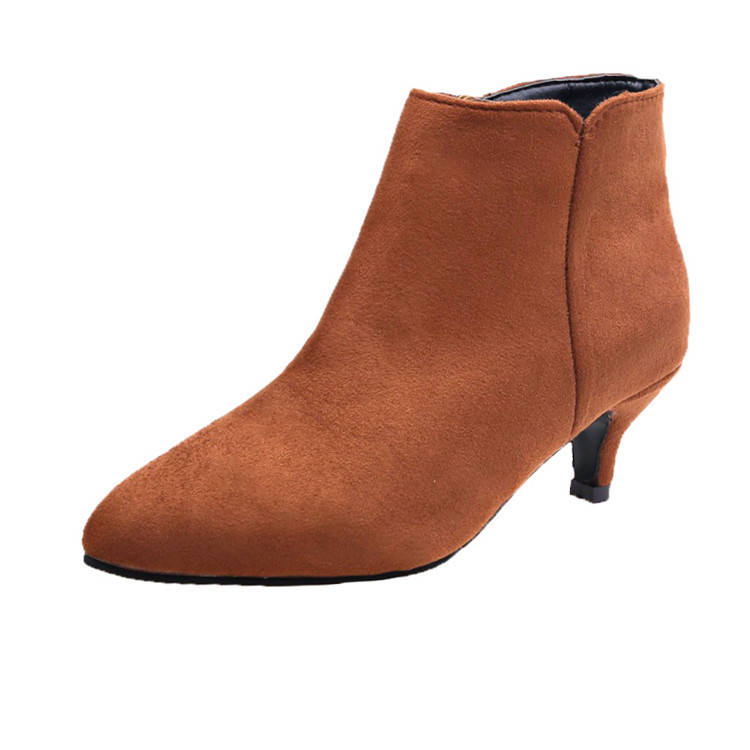 The new large-sized Martens boots for women on Amazon wish in the autumn of 2019, featuring European and American suede thin-heeled ankle boots Item Picture