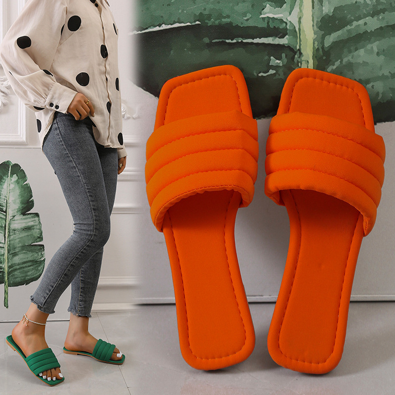 Cross-border new 2021 foreign trade new style European and American large-sized flat slippers, one-line open-toe large-sized sandals for women Specification drawing