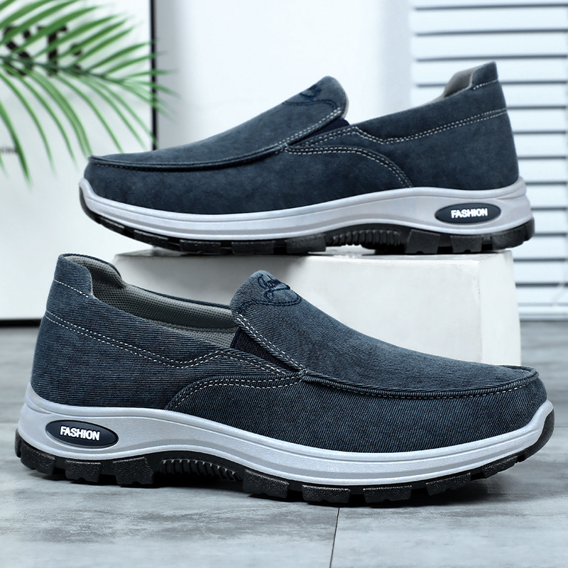 Summer breathable and non-stuffy, men's new style old Beijing cloth shoes with soft soles, comfortable and not tiring to the feet, casual men's shoes Application Scenario