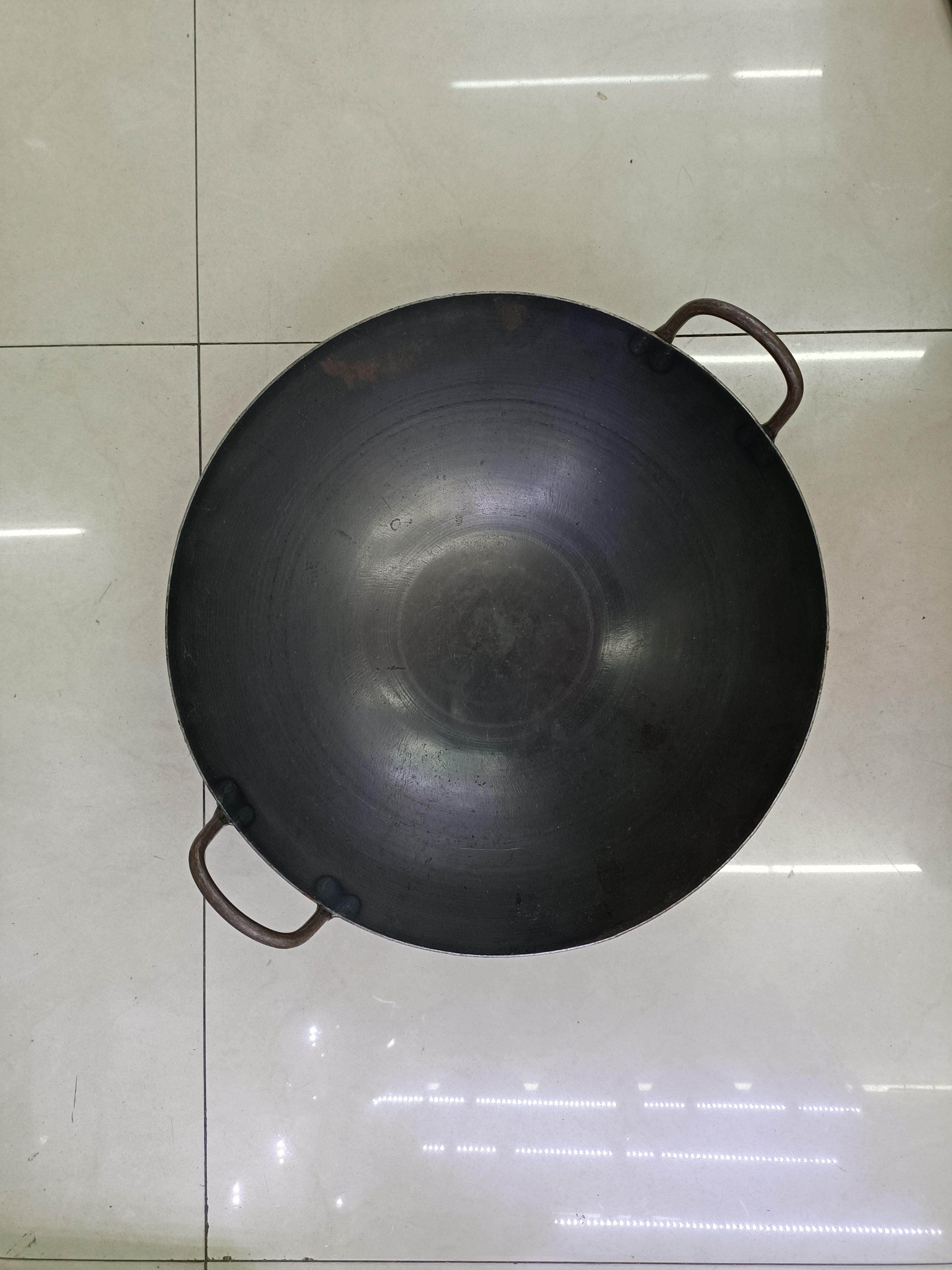 Old-fashioned iron pot, hand-pulled pot, pure iron pot Specification image