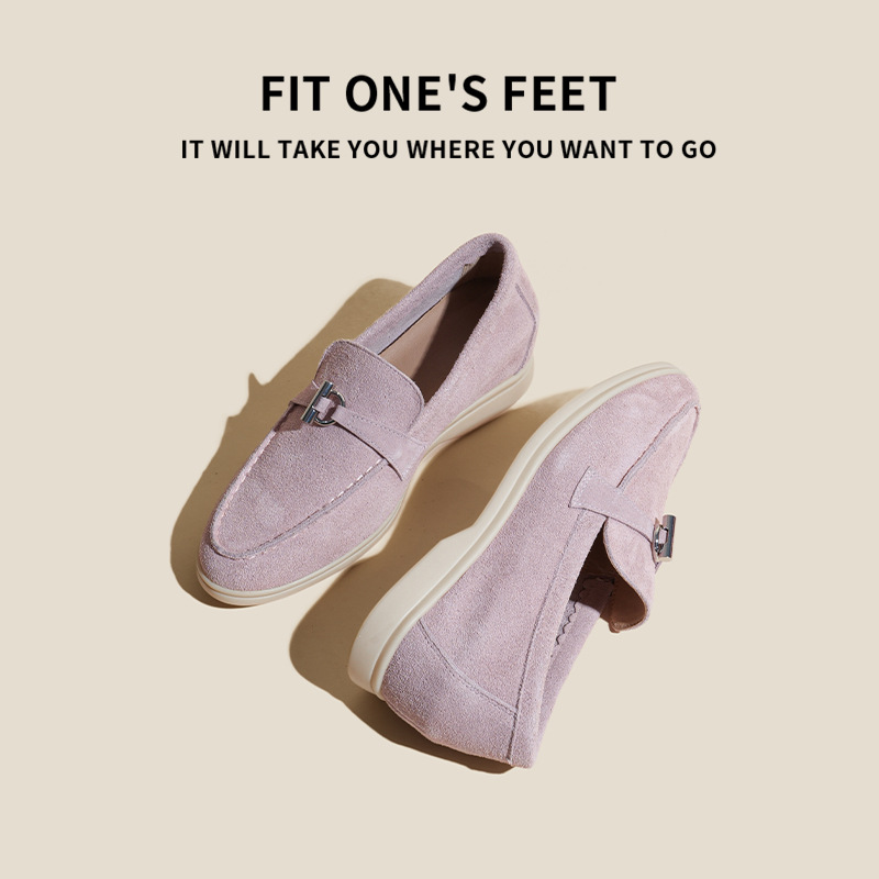 A new style of soft sole and shallow opening single shoe for women, a lazy LP loafer that can be worn on one foot. It is fashionable and versatile, with bean shoes and leather shoes Specification drawing