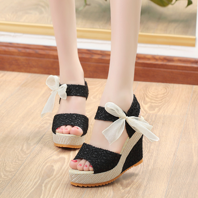Cross-border wedge heel sandals for women 2021 new style Women's shoes, summer fashion and versatile women's lace-up women's fish-mouth sandals Application Scenario