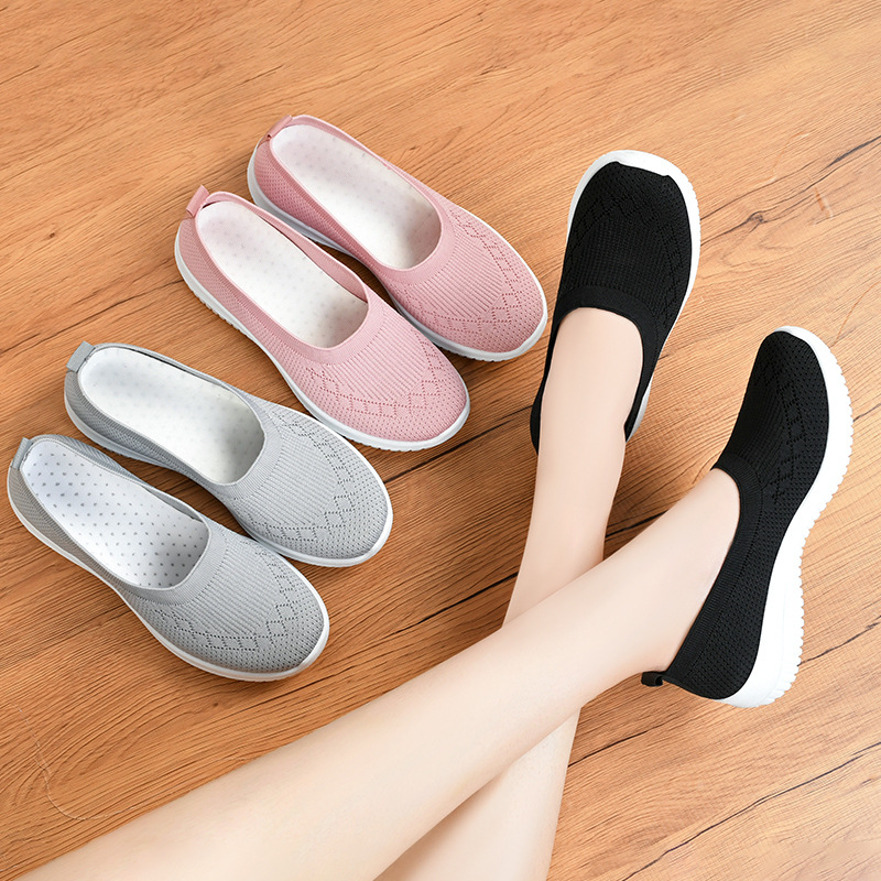 Wholesale of new summer shoes for women, one-foot mom shoes, large-sized soft-soled casual shoes, and cross-border women's shoes Application Scenario