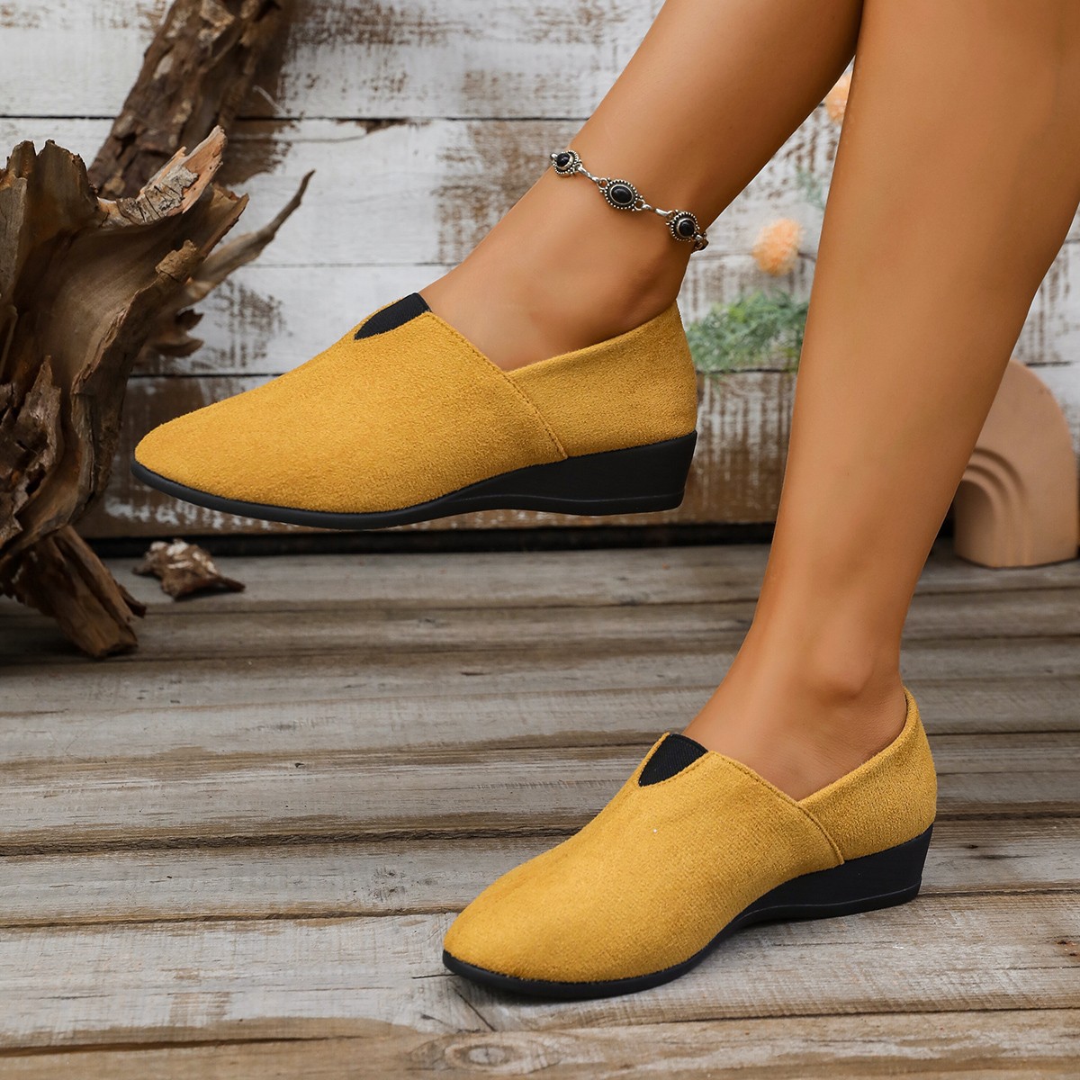 New summer 2025 cross-border shallow-mouthed, pointed-toe, large-sized, single-leg bean shoes for women Specification drawing