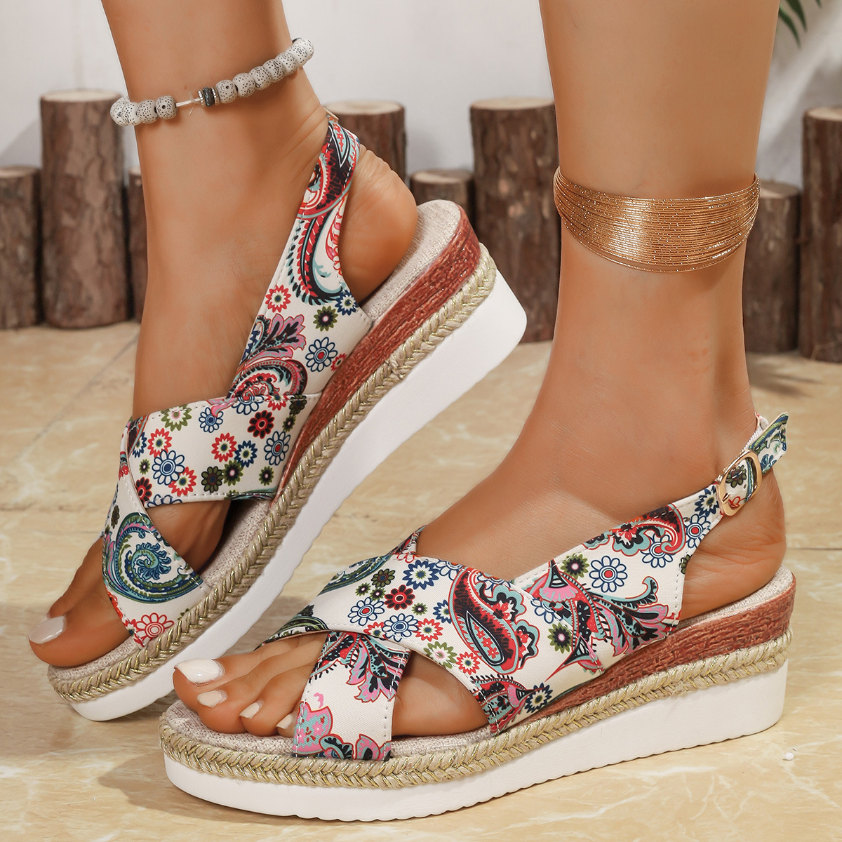 Cross-border trade summer new large-sized fashionable printed colorful patterned woven thick-soled sandals for women with wedge heels Application Scenario