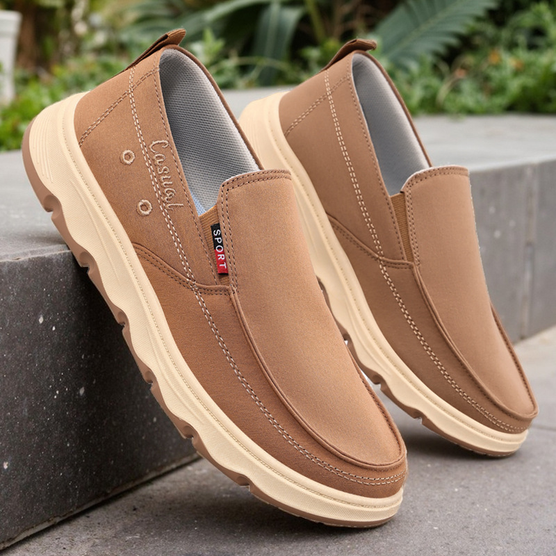 Men's casual shoes, soft-soled old Beijing cloth shoes, breathable single shoes, one-step lazy shoes, versatile men's shoes, workwear shoes details Picture