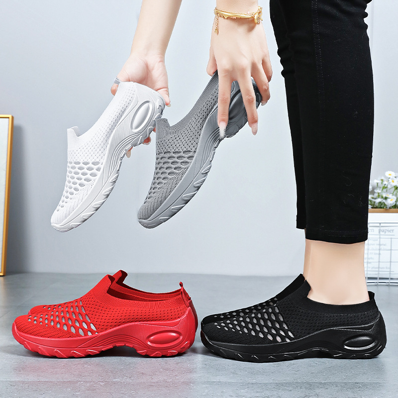 Women's casual shoes, cross-border trade women's shoes, breathable mesh shoes, one-foot mom shoes, soft soles, not tiring feet, single shoes Application Scenario