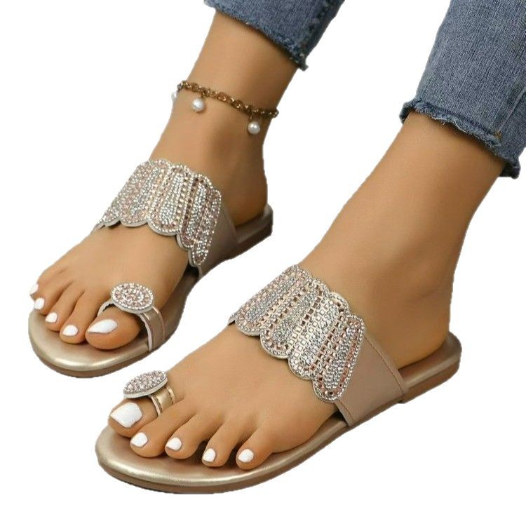 European and American export large-sized flip-toe water diamond flat sandals for women, cross-border flat heel flip-toe lightweight beach sandals Item Picture