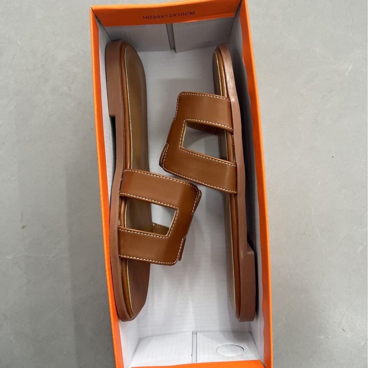 Large size 43 export trade cross-border one-shoulder sandals, women's summer outerwear flat sandals, Thai seaside travel beach shoes Specification drawing