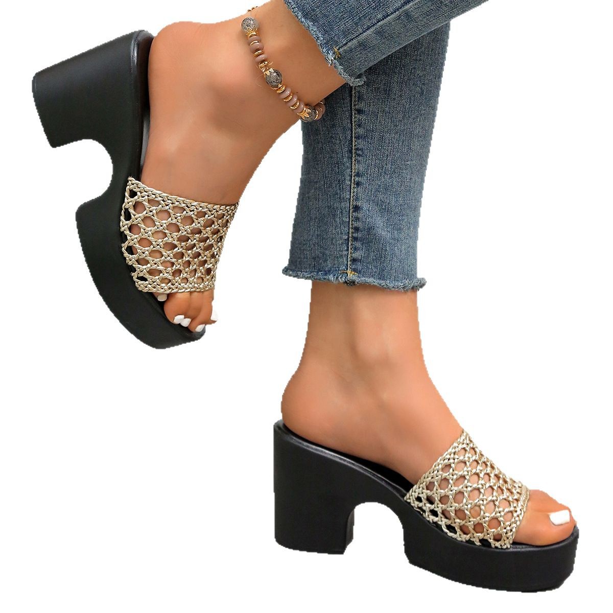 Cross-border large-sized one-piece flip-flops 2025 summer solid-color woven hollowed-out round-toe high heels thick-soled thick heels Item Picture