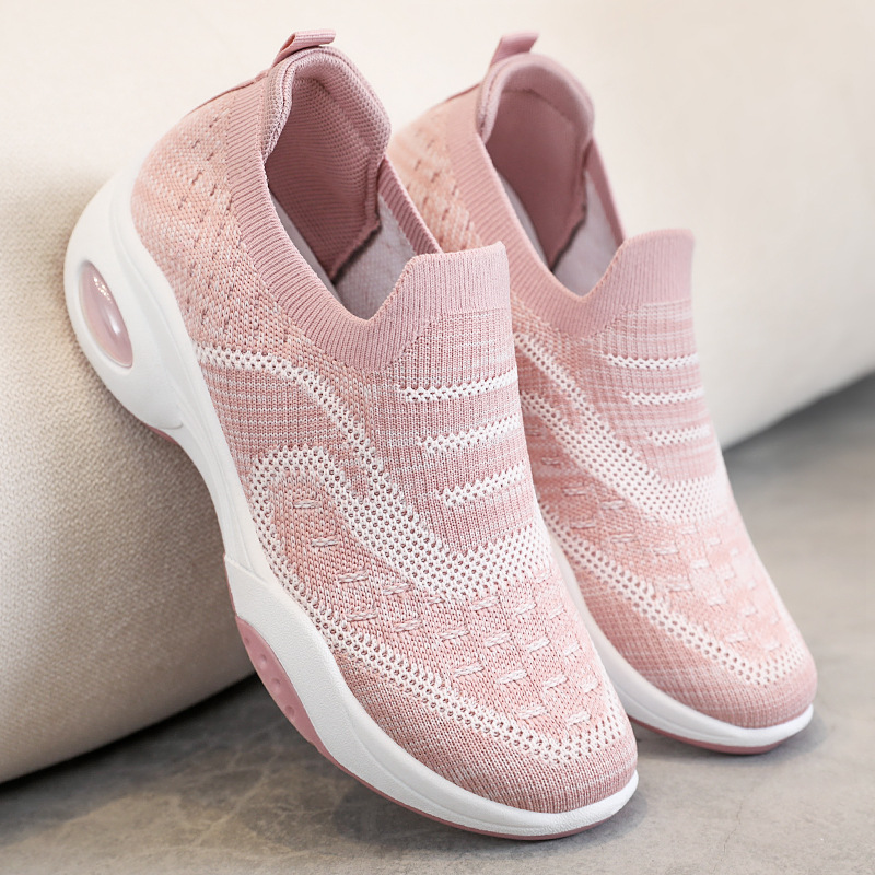 Women's sports shoes, versatile cross-border shoes, soft-soled air-cushioned shoes, flight-woven breathable mesh shoes, one-step women's shoes full figure