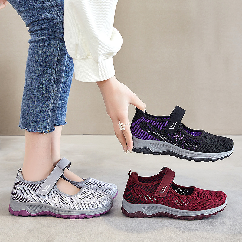 Shoes for women, cross-border women's shoes, mom shoes, walking shoes for the middle-aged and elderly, casual shoes, lazy people, one-foot Velcro shoes for the elderly Application Scenario