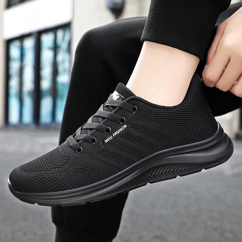 Spring new men's casual sports shoes that are versatile for men, comfortable flying woven shoes, unisex couple shoes for delivery full figure