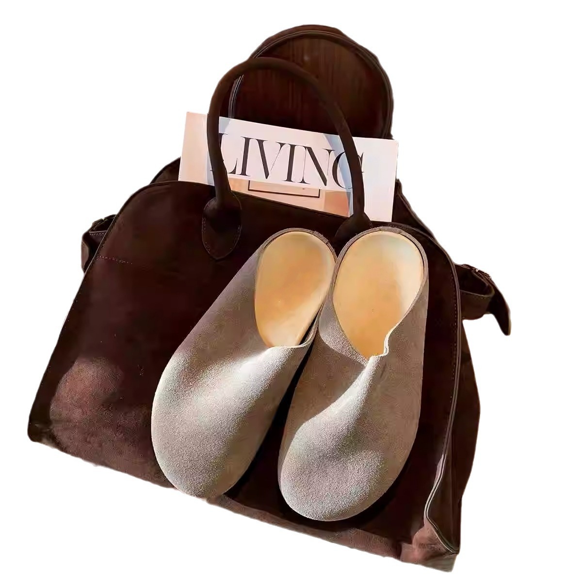 studiolee, the "Grape Mom", is a lazy person with a soft, suede row style. She wears thick-soled, big-headed Boken shoes for a long autumn Item Picture
