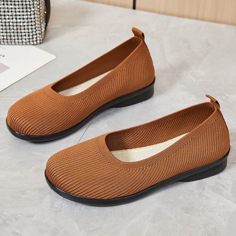Summer new women's shoes, old Beijing cloth shoes, work shoes, one-foot flat, commuting, comfortable, anti-slip, soft-soled women's single shoes full figure