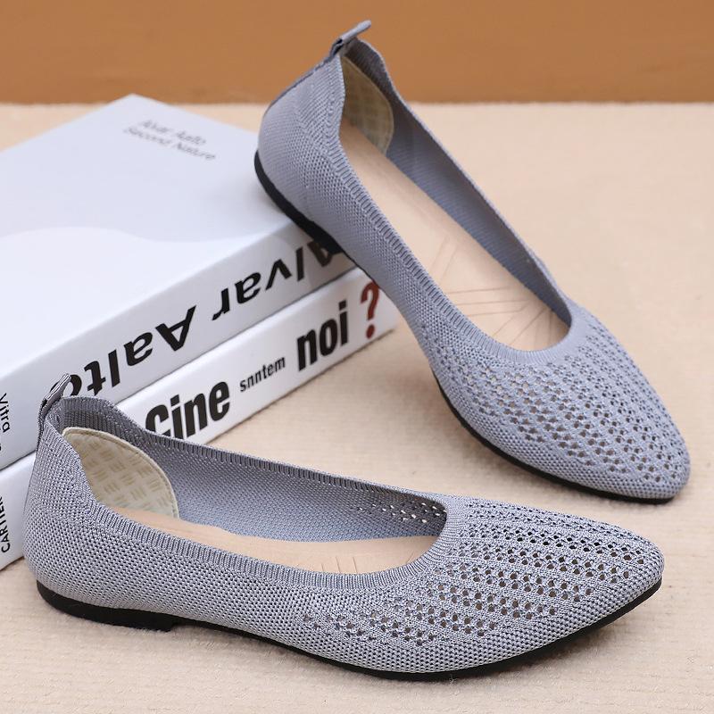 Women's casual shoes, cross-border trade women's shoes, soft soles, not tiring to the feet, single shoes, fly-knit breathable single shoes, pointed-toe mom shoes Specification drawing