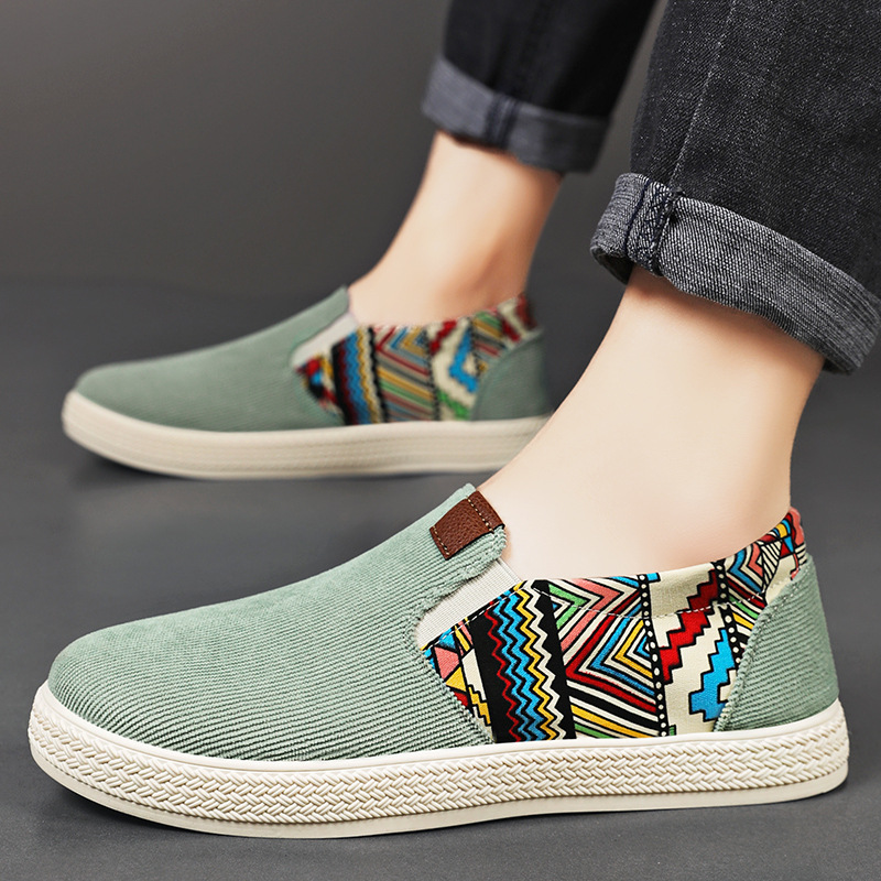 Men's casual shoes, versatile men's shoes, soft-soled old Beijing-style cloth shoes, breathable canvas shoes, one-step ethnic-style single shoes details Picture