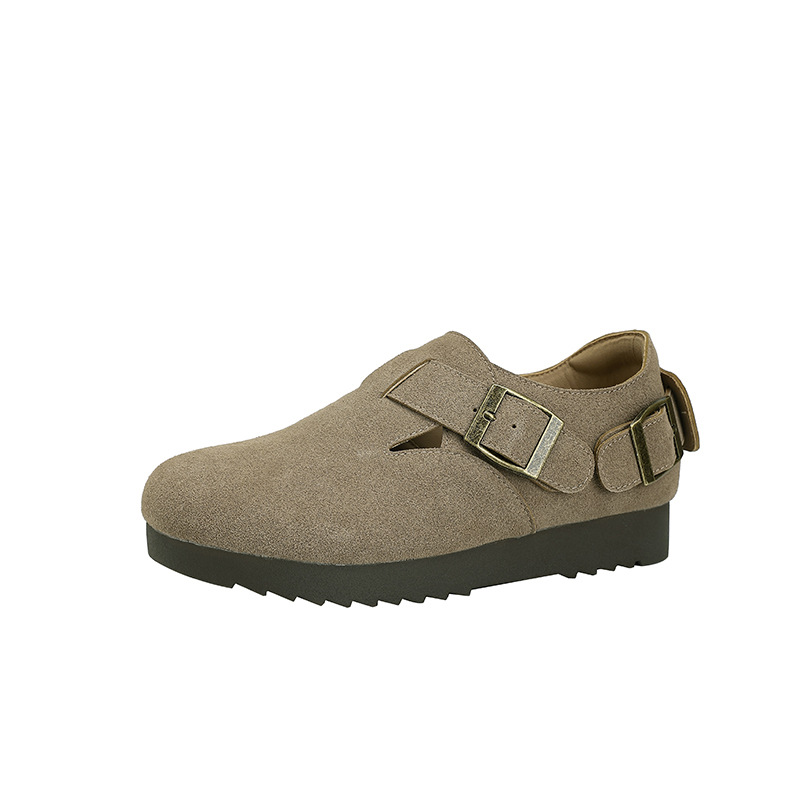 Boken shoes are casual outerwear for women. They are flat-bottomed, one-step shoes with soft soles and soft surfaces, comfortable and cute. They are a retro Japanese Boken shoe single shoe Item Picture