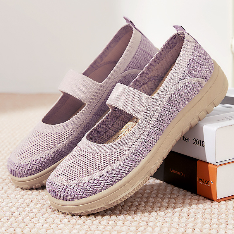 Women's single shoes, shoes for middle-aged and elderly mothers, casual shoes, old Beijing cloth shoes, women's shoes, soft-soled, not tiring to the feet, flat shoes full figure