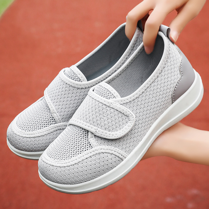 Shoes for women, middle-aged and elderly mothers, women's shoes, soft-soled shoes that don't cause foot fatigue, walking shoes, convenient Velcro shoes for the elderly, casual shoes details Picture