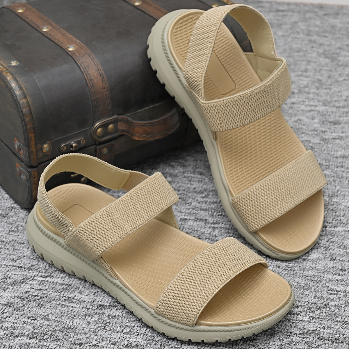 New Roman thick-soled wedge and versatile women's sandals in an ins style, cross-border fashion, height-increasing, lightweight and large size for export Application Scenario